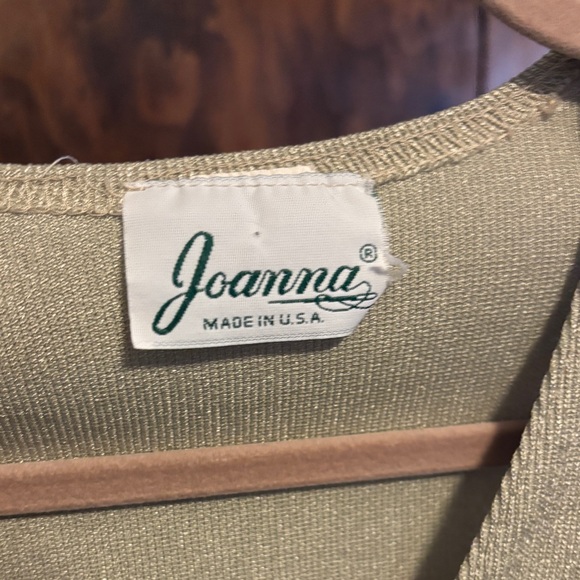 Green button top - Picture 3 of 3